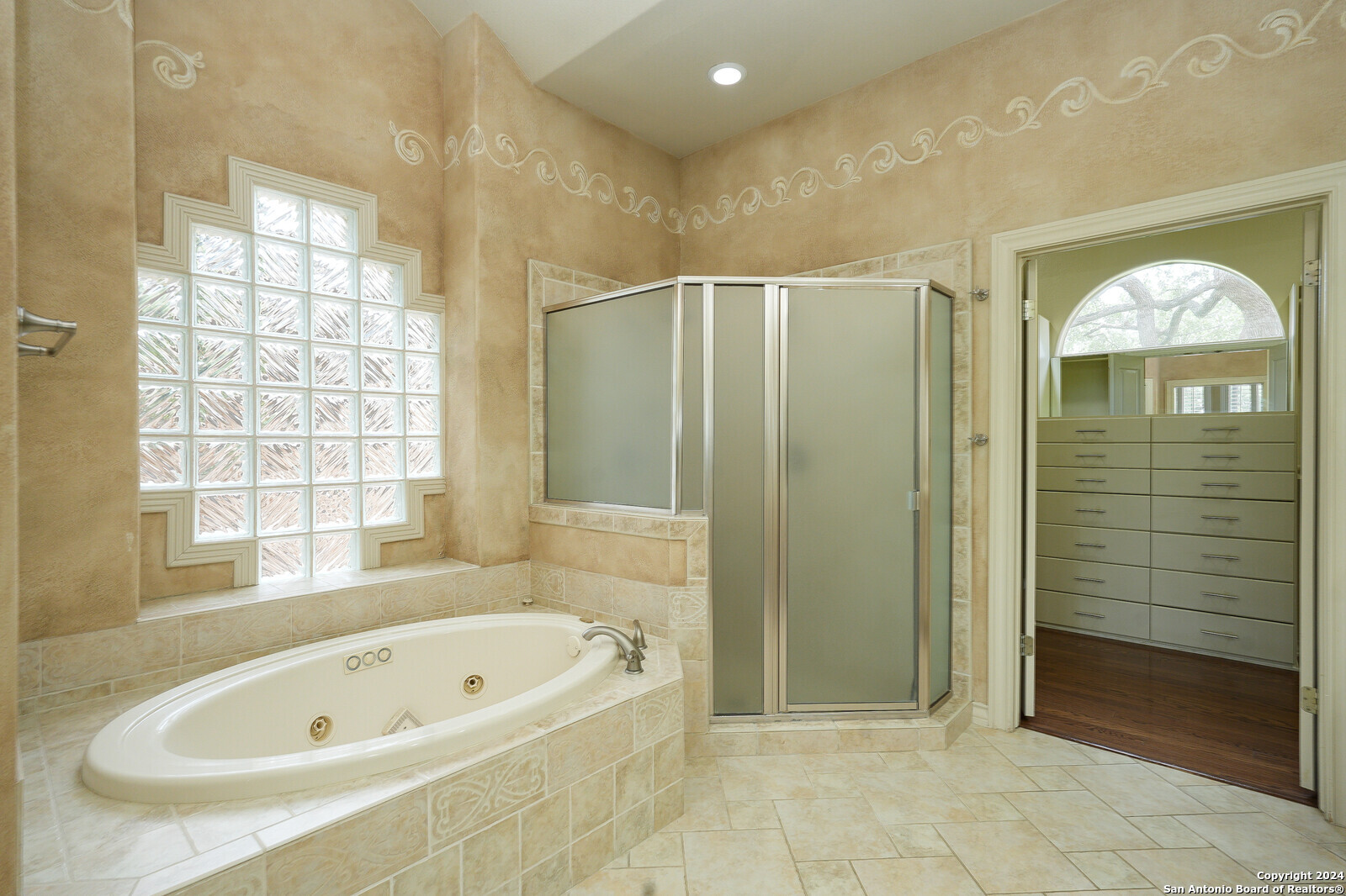 1214 Harvest Canyon