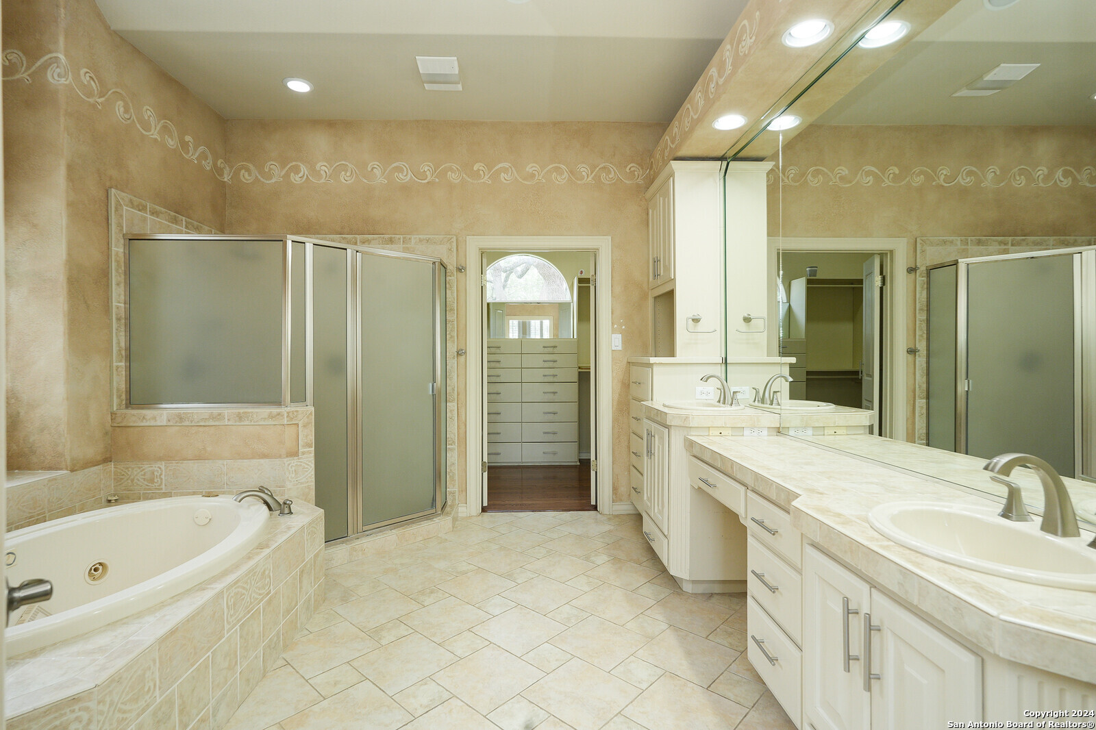 1214 Harvest Canyon