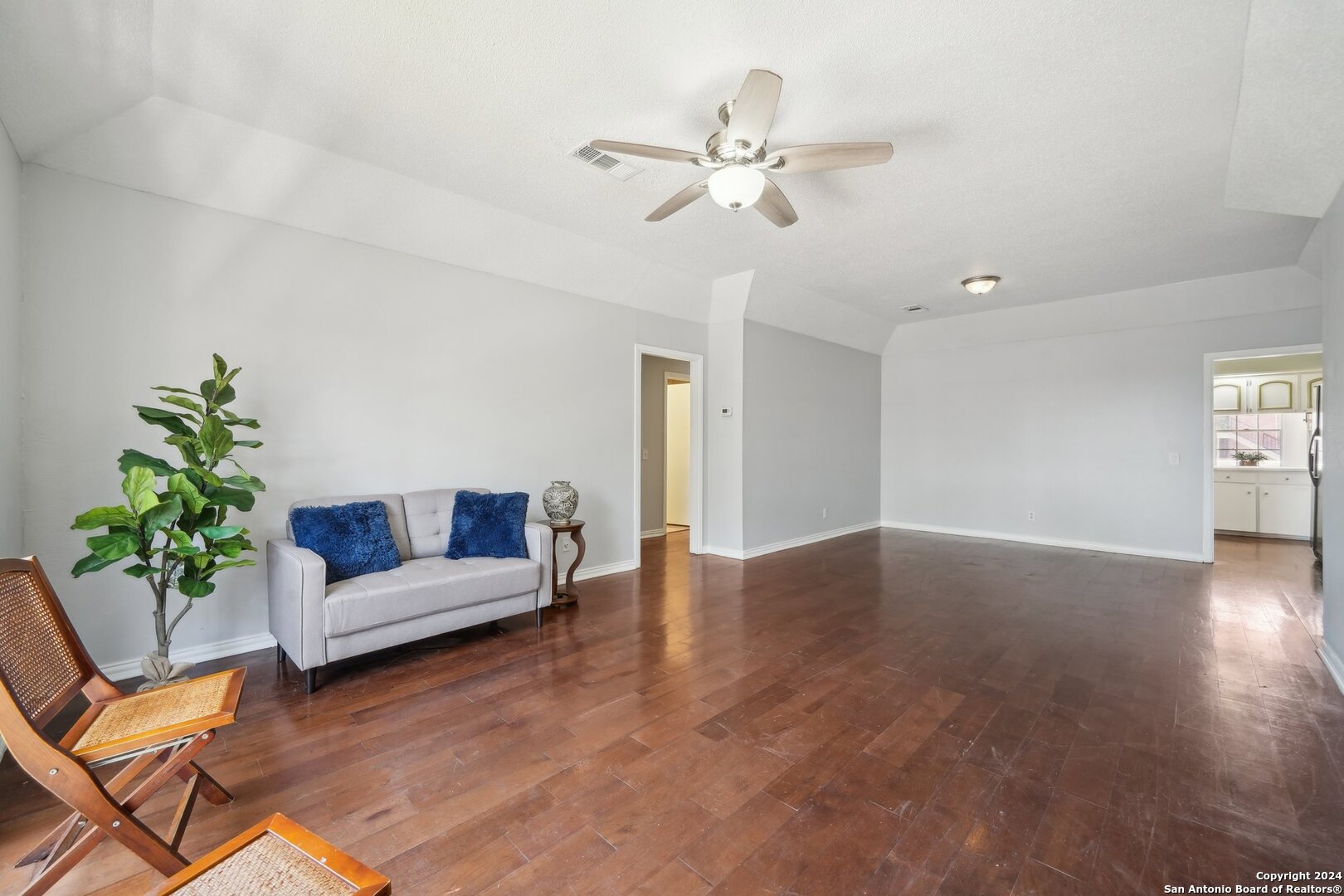 7500 CALLAGHAN RD Unit: 127