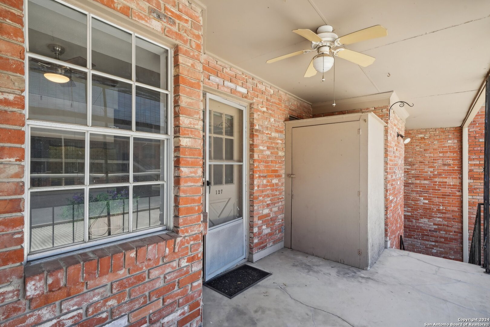 7500 CALLAGHAN RD Unit: 127