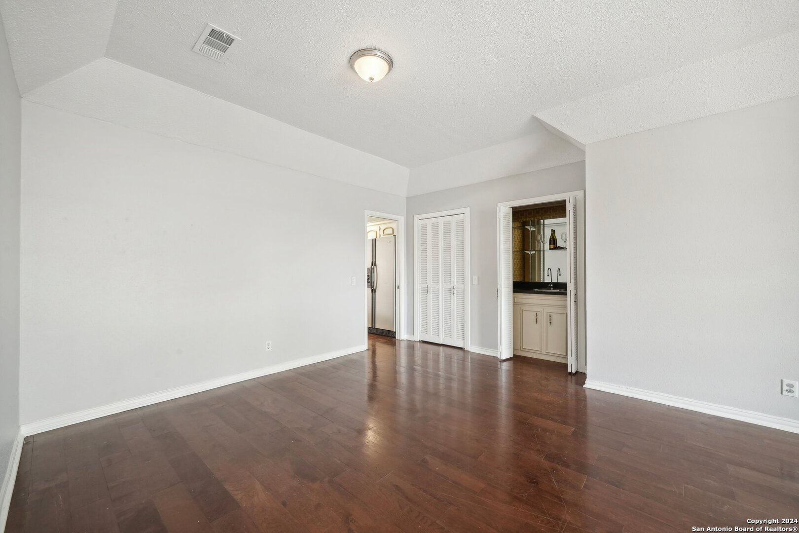 7500 CALLAGHAN RD Unit: 127