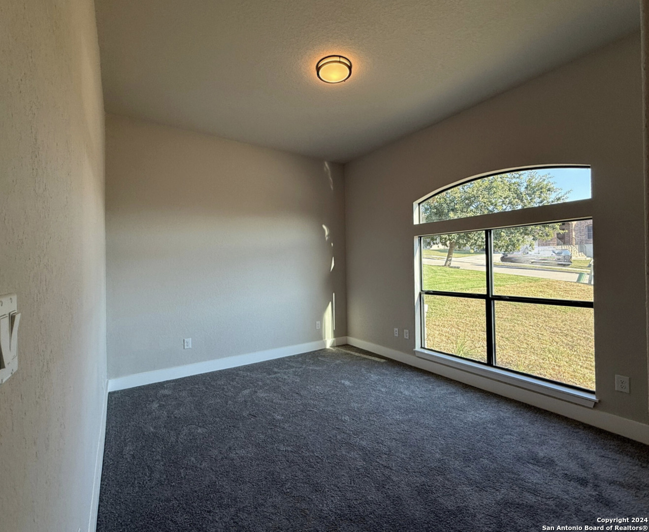 13705 TRAILSIDE LN