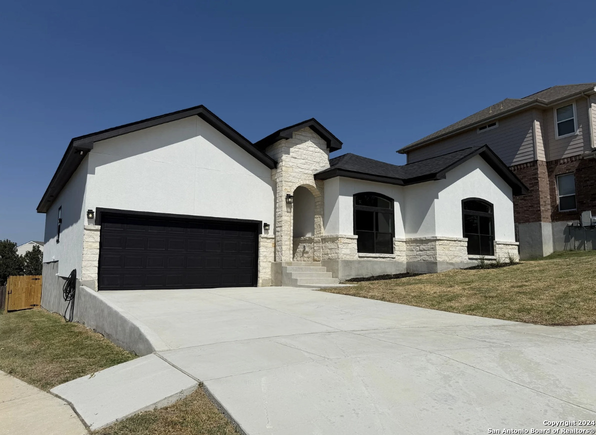 13705 TRAILSIDE LN