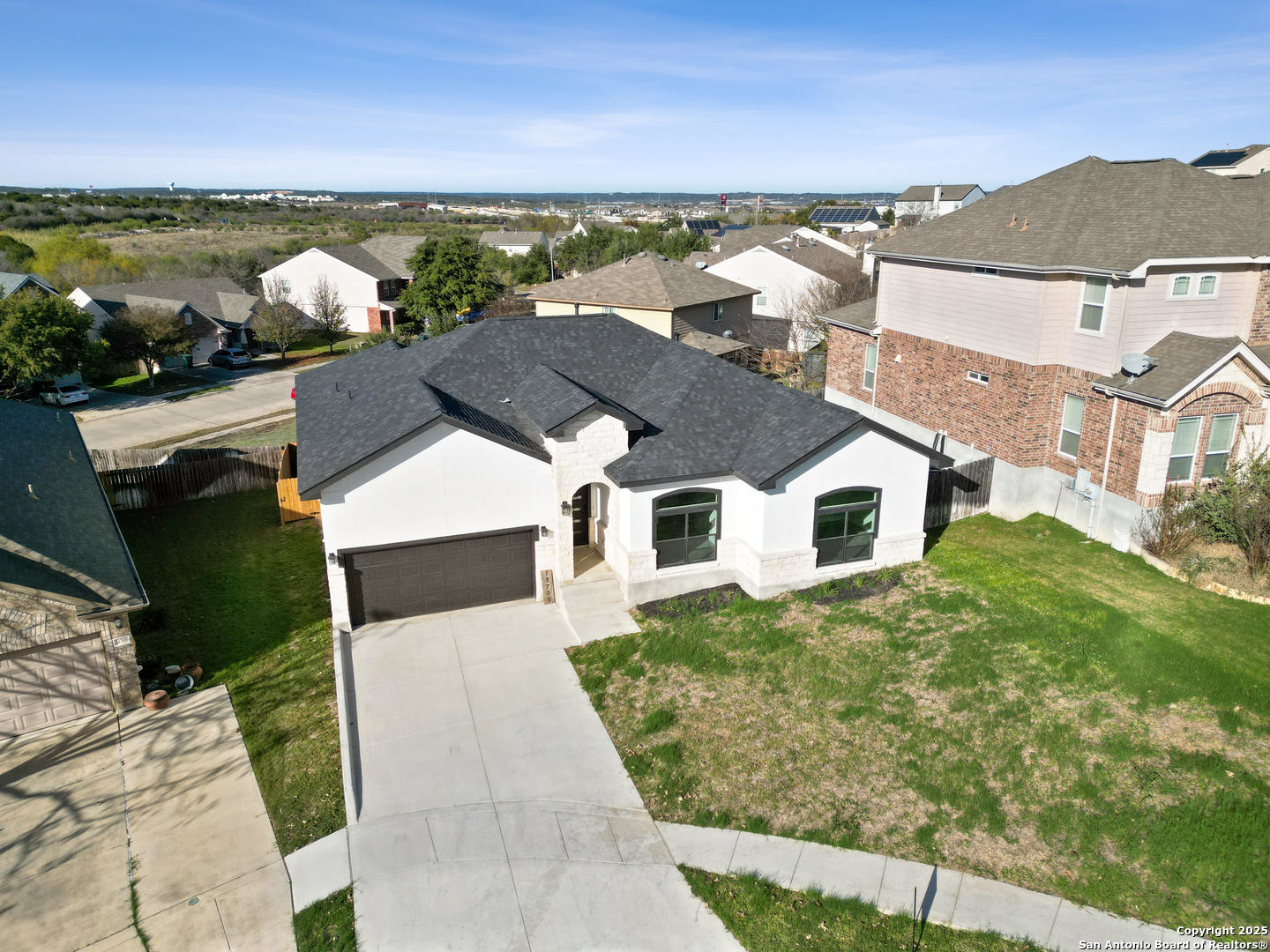 13705 TRAILSIDE LN
