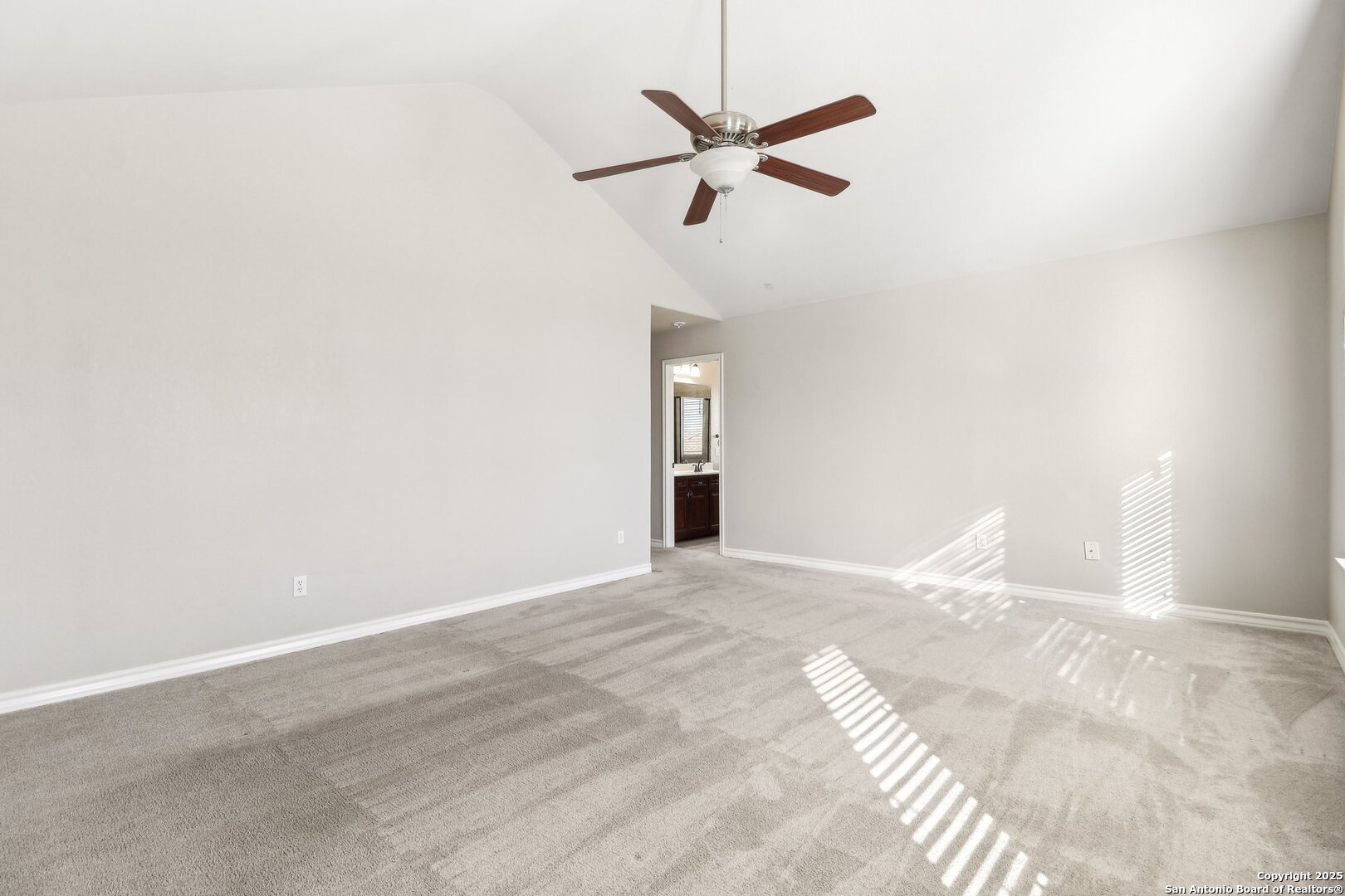 25607 TRANQUIL RIM