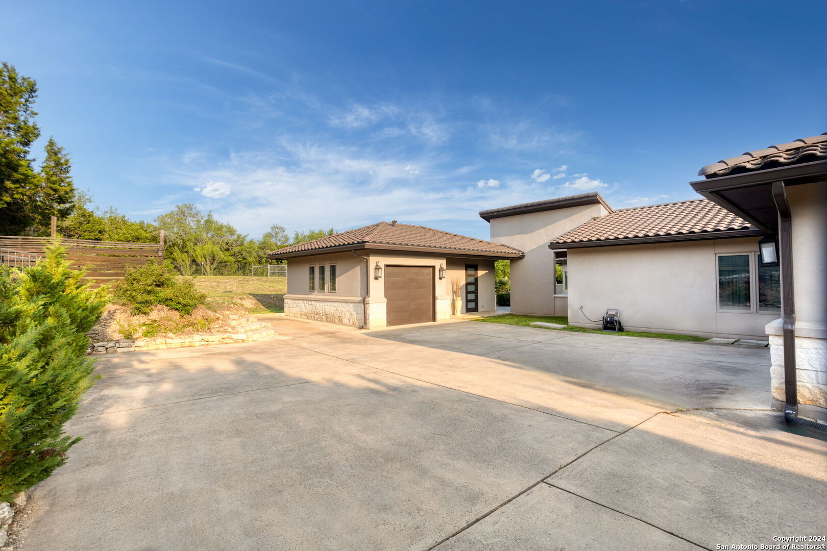 11311 Cat Springs