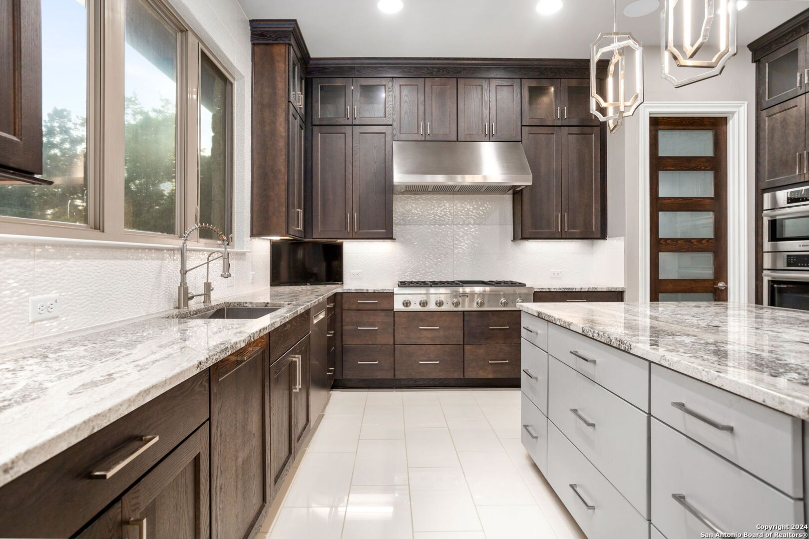 11311 Cat Springs