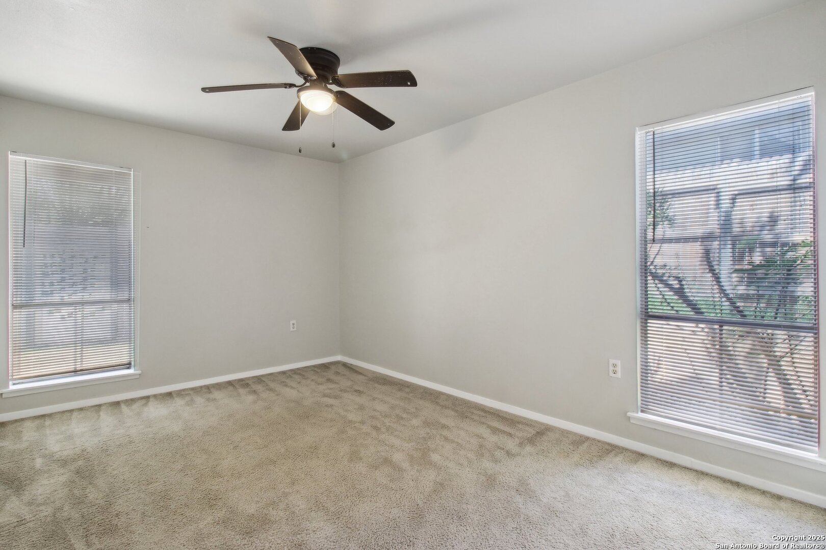 7810 Village oak