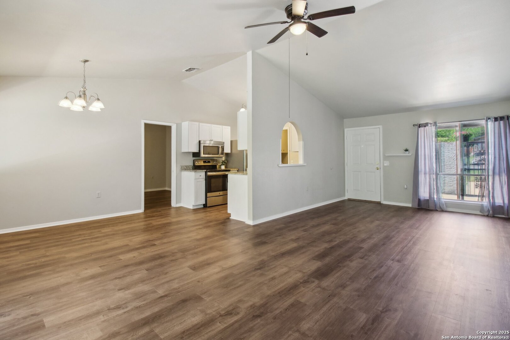 7810 Village oak
