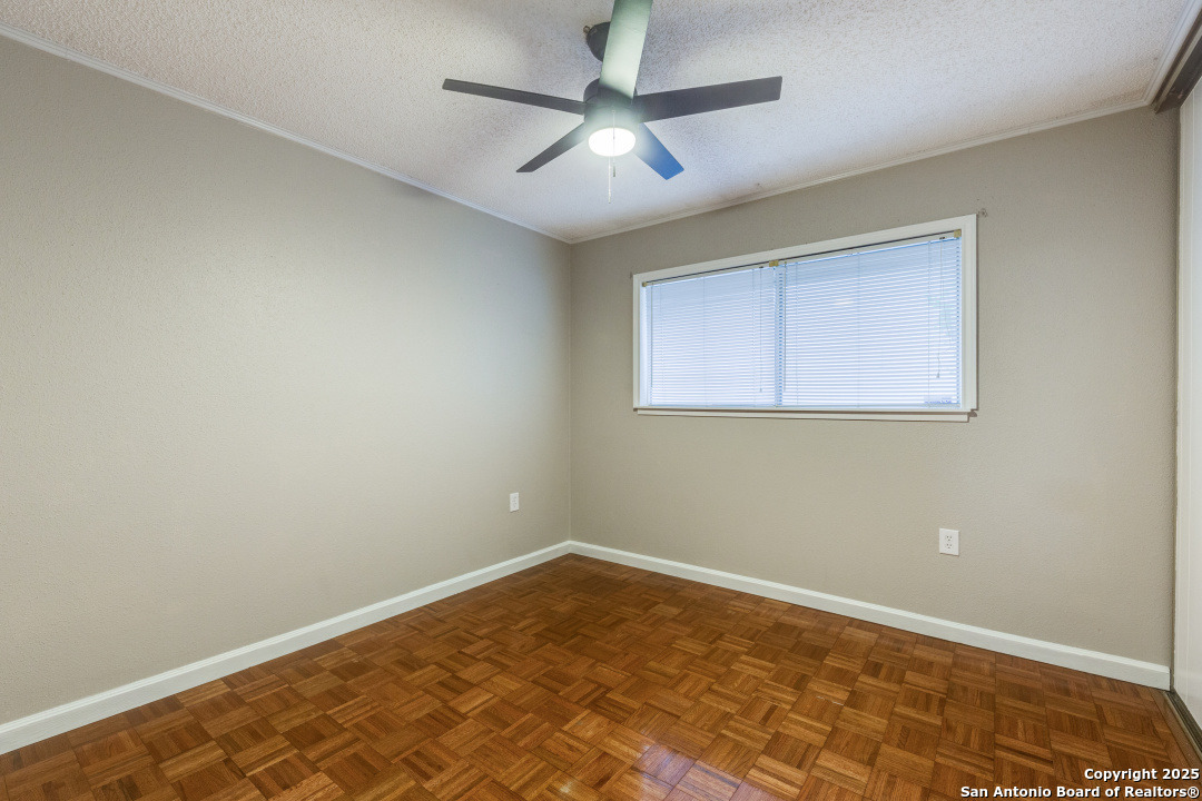 7629 Antique Oak