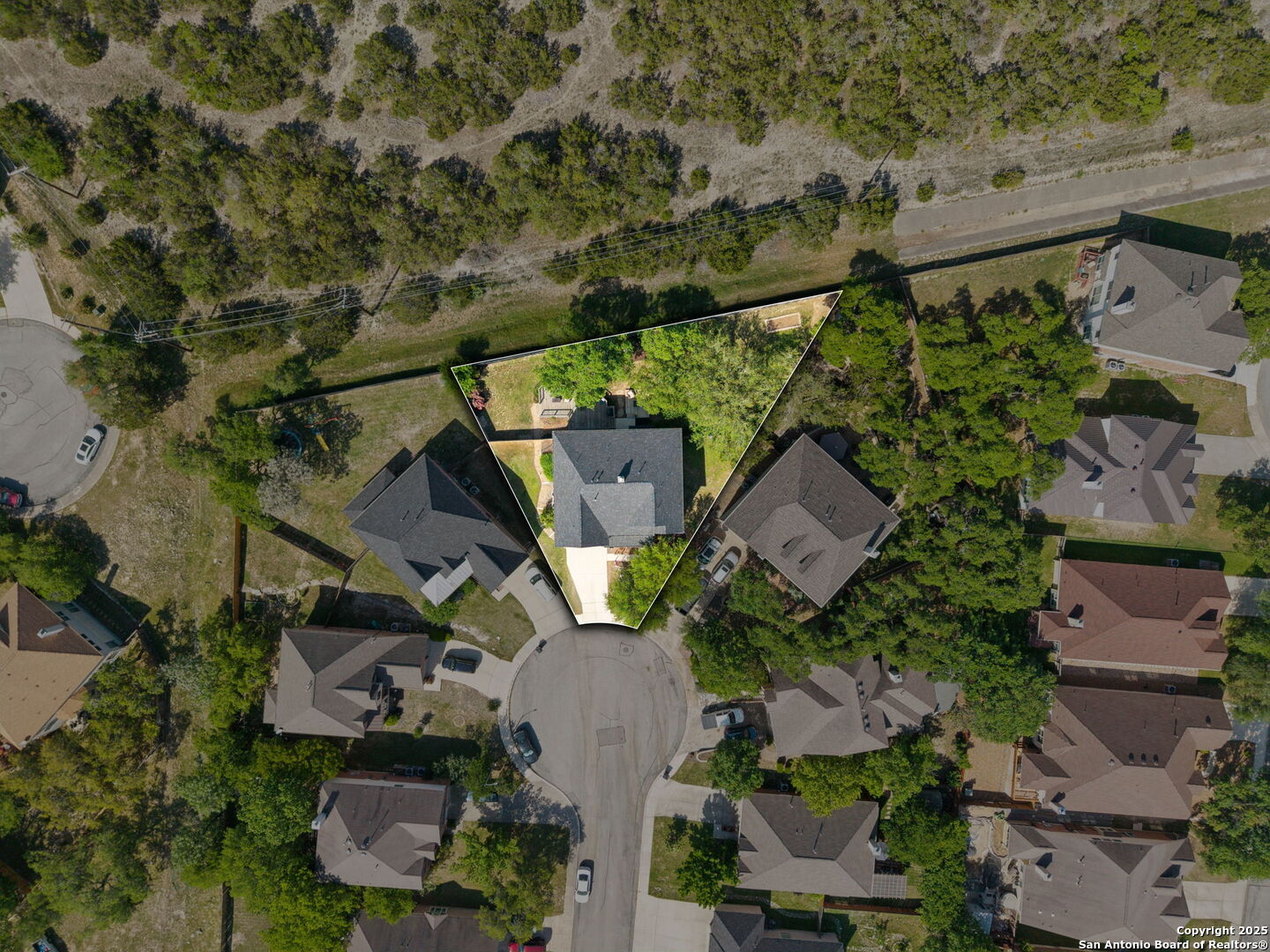1026 Tumbling Oaks