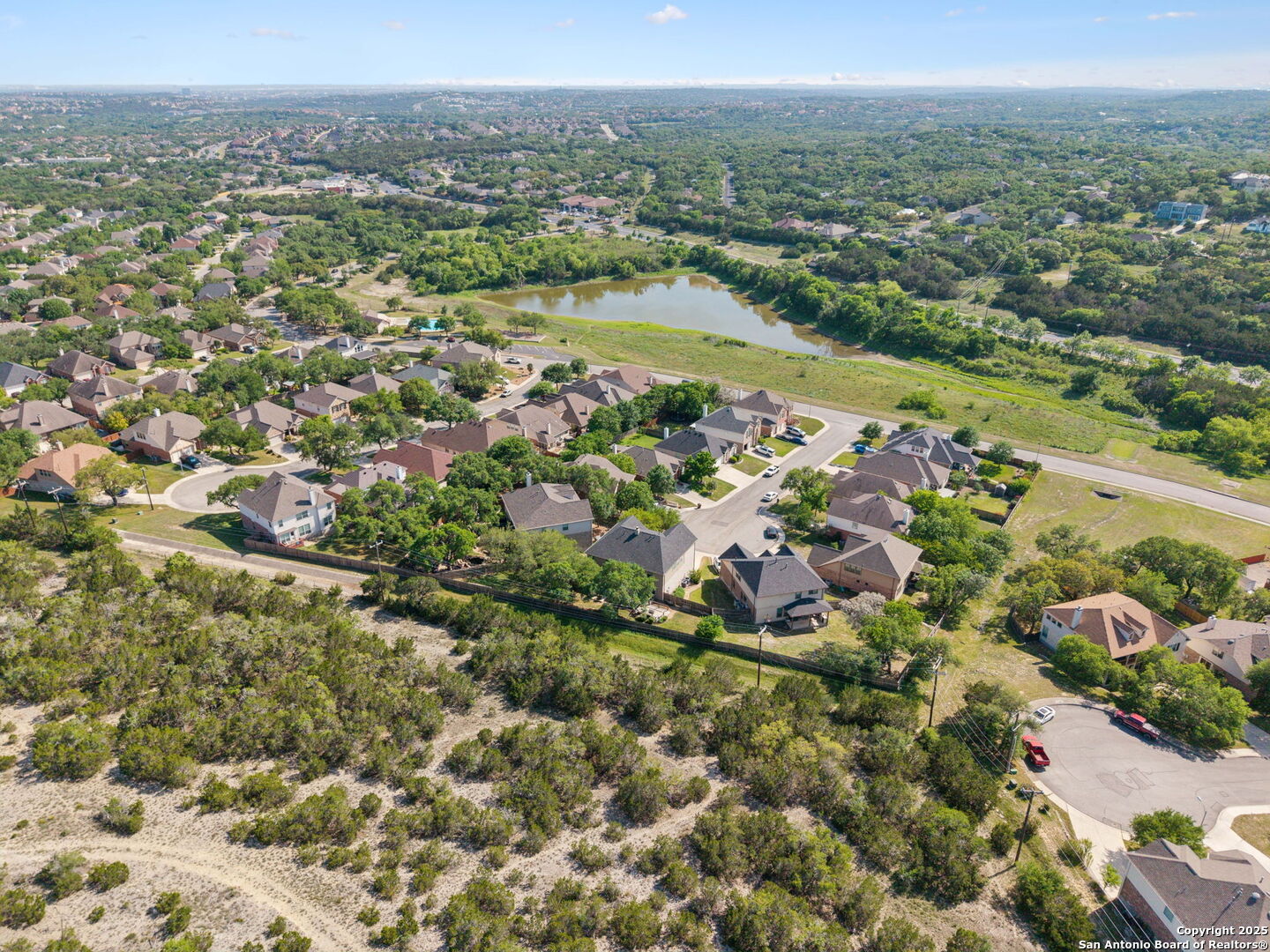 1026 Tumbling Oaks