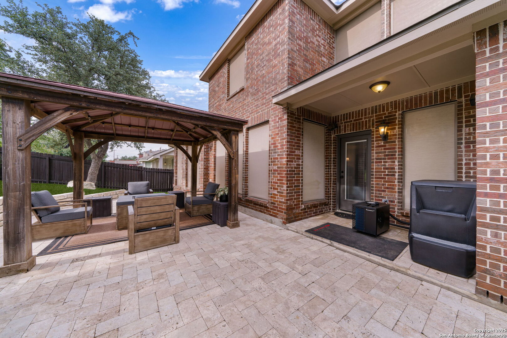 24131 Canyon Row