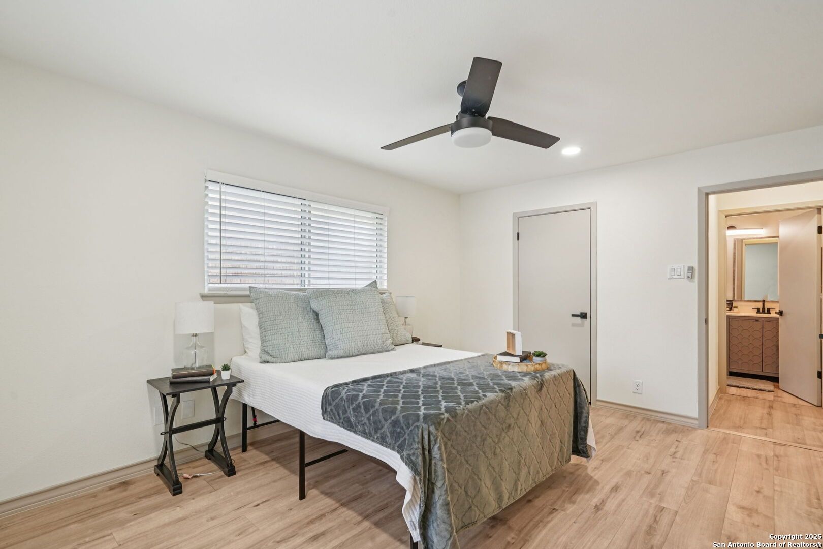 10511 MERRITIME CT
