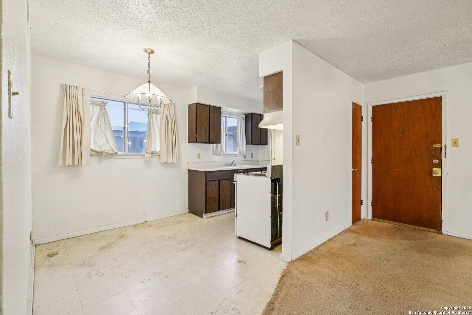 3818 Sherril Brook