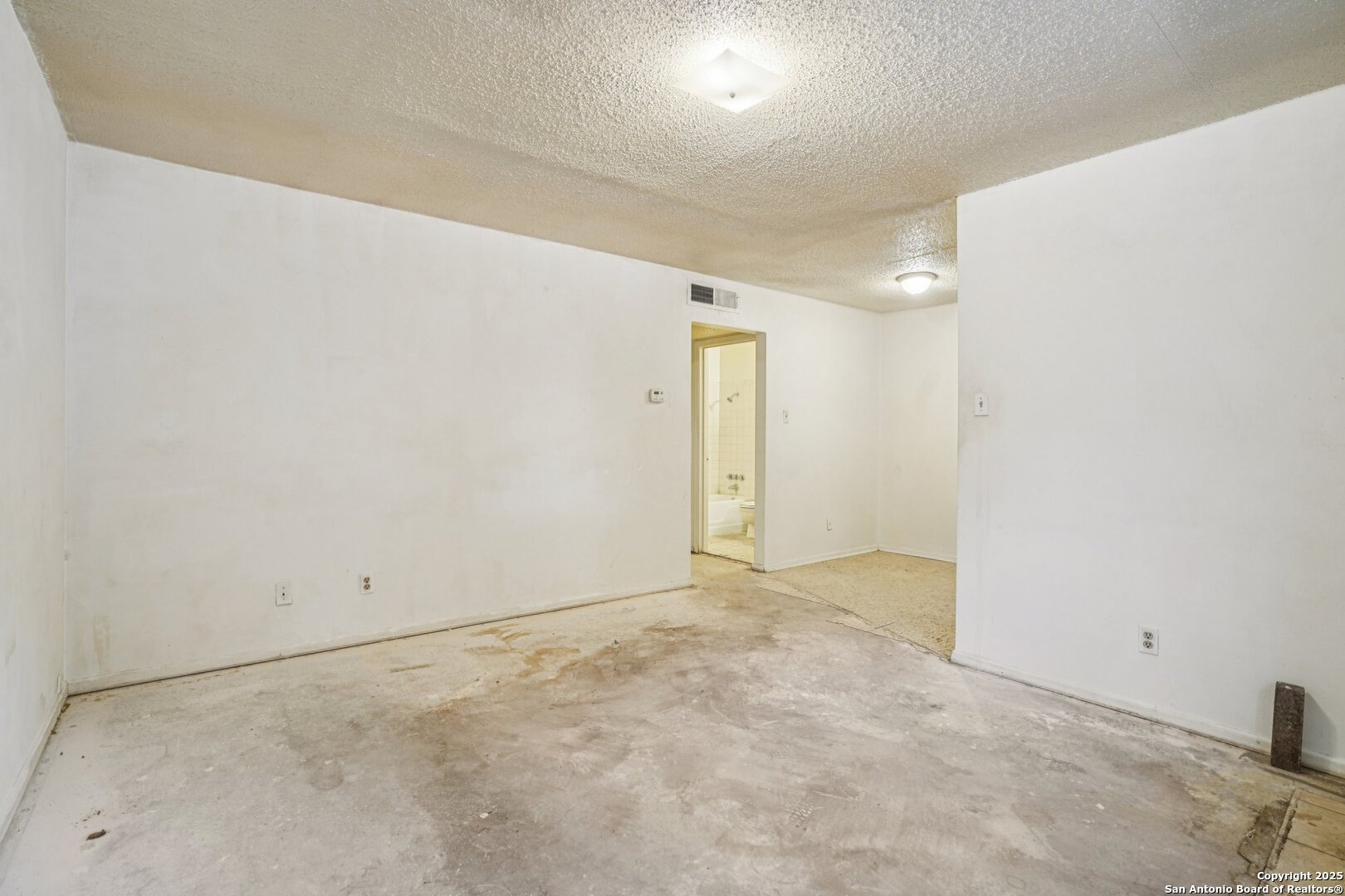 3818 Sherril Brook