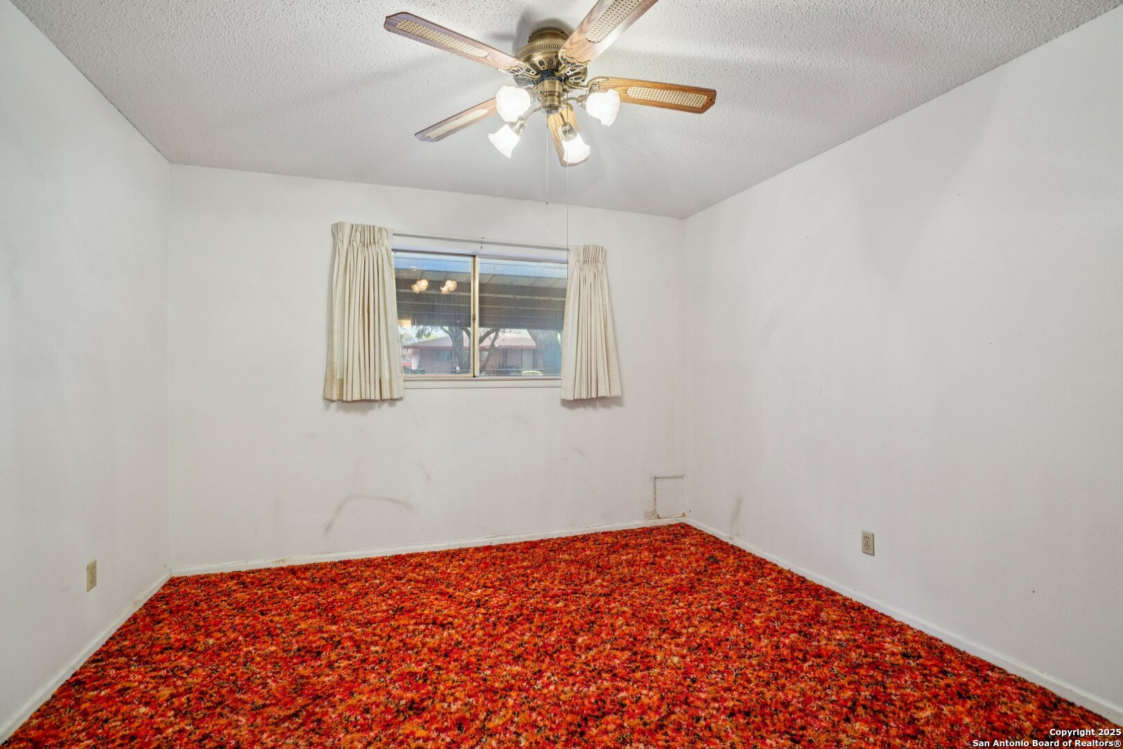 3818 Sherril Brook