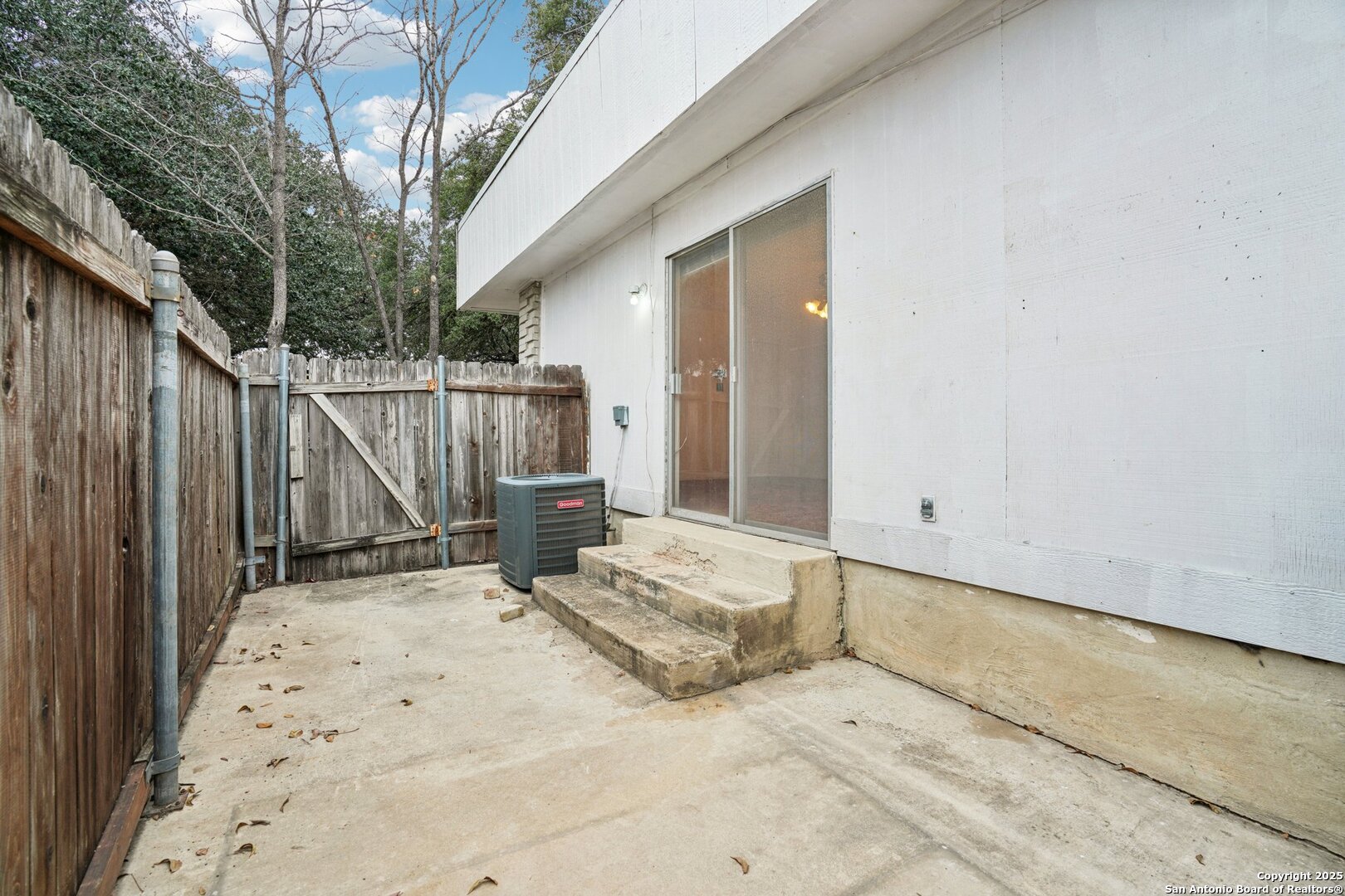 3818 Sherril Brook