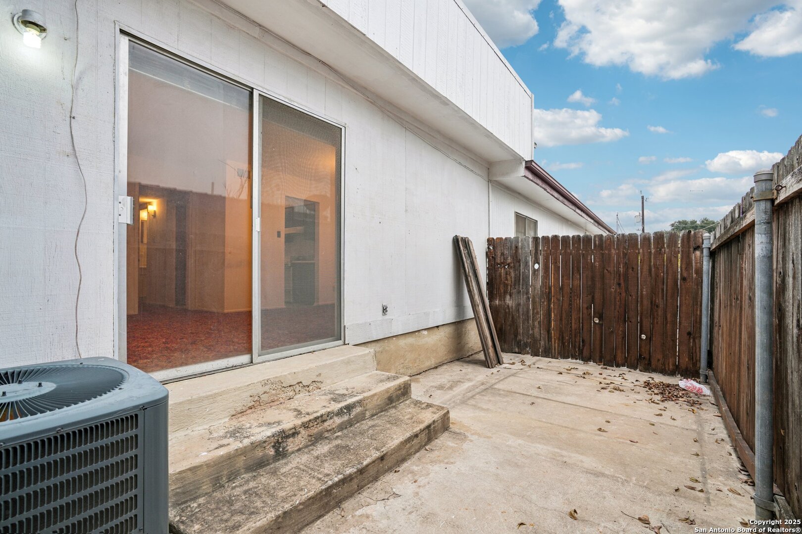 3818 Sherril Brook