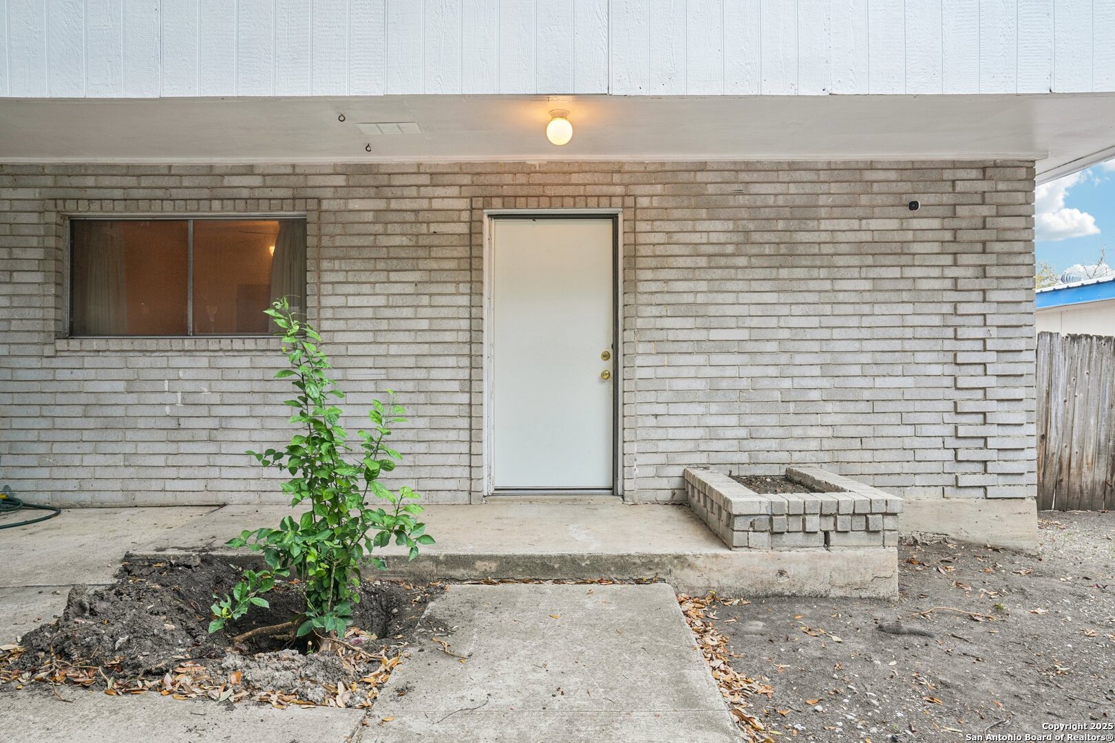 3818 Sherril Brook