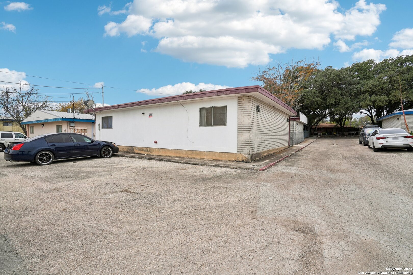 3818 Sherril Brook