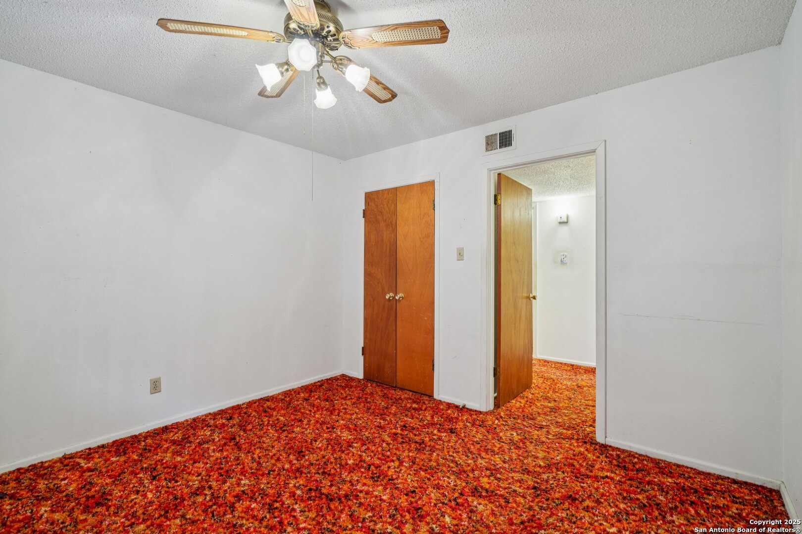 3818 Sherril Brook