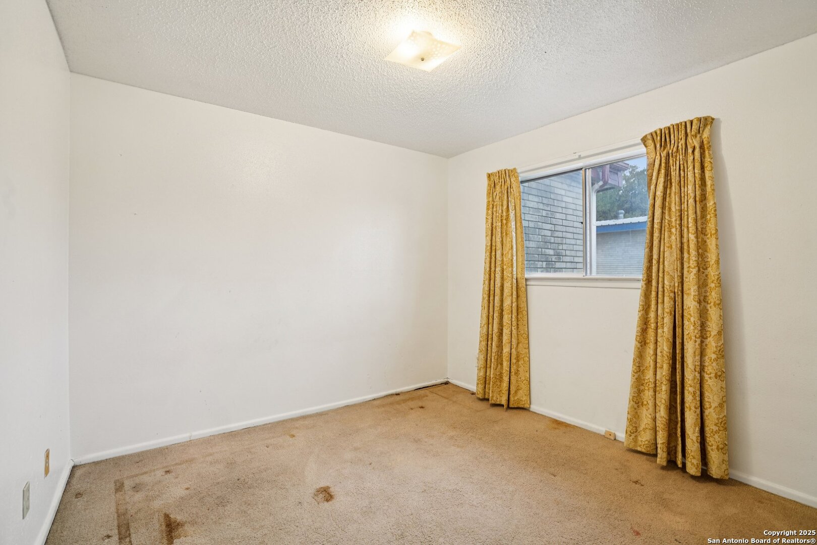 3818 Sherril Brook