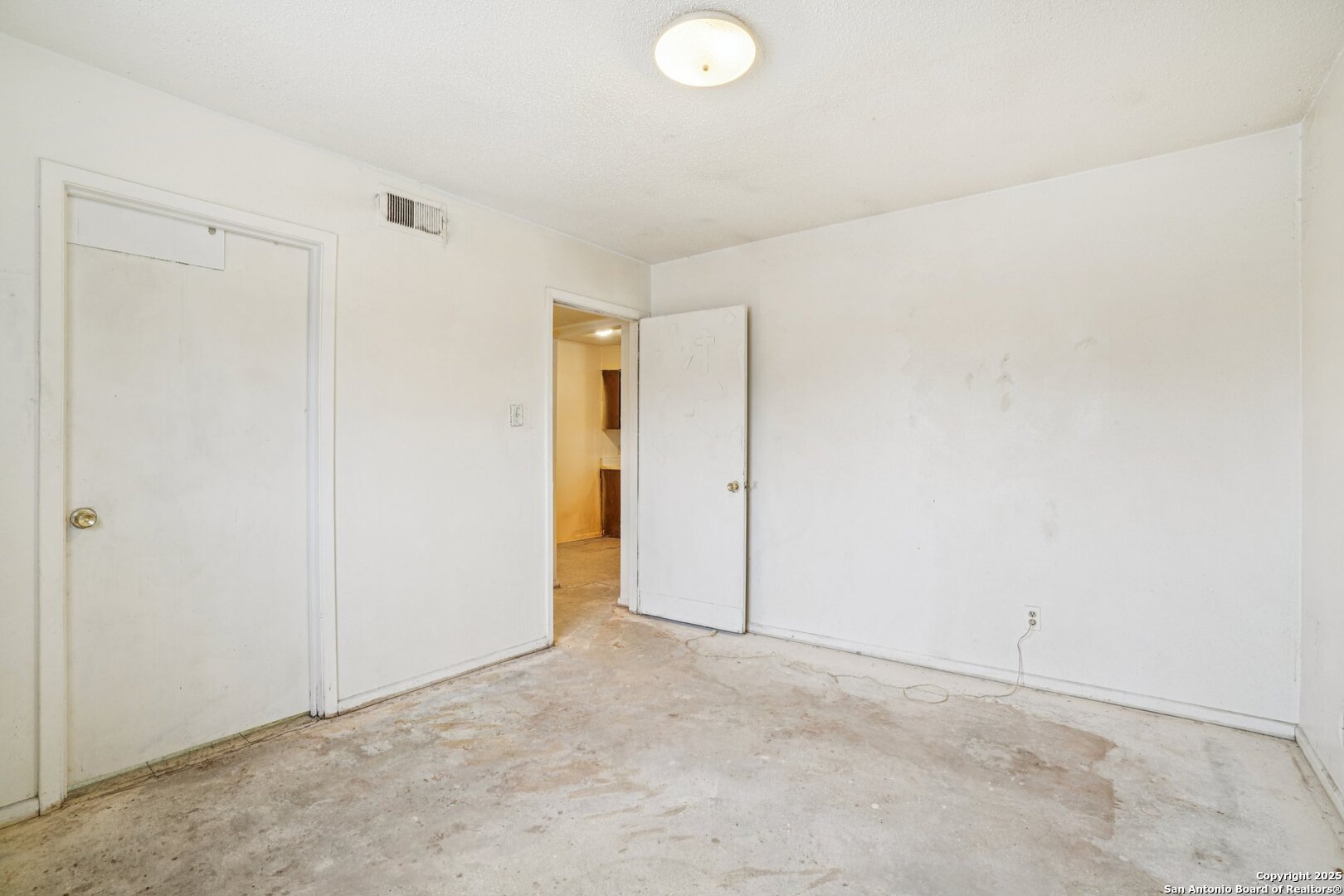 3818 Sherril Brook