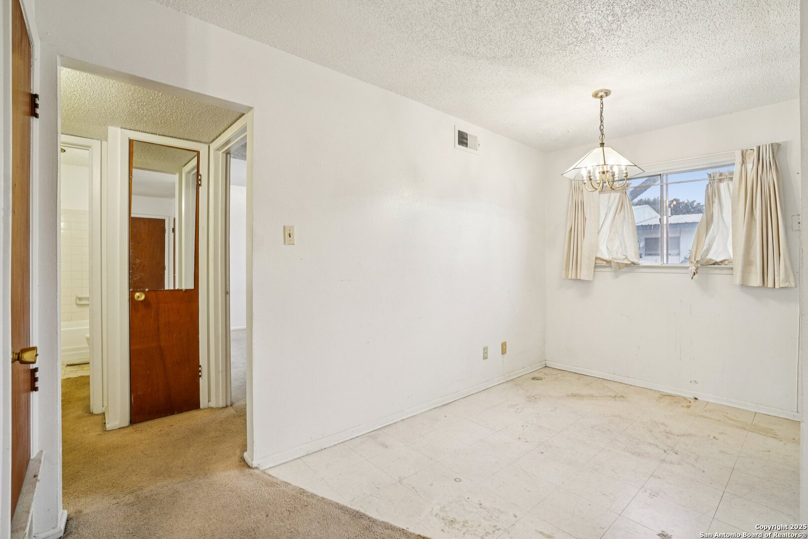 3818 Sherril Brook