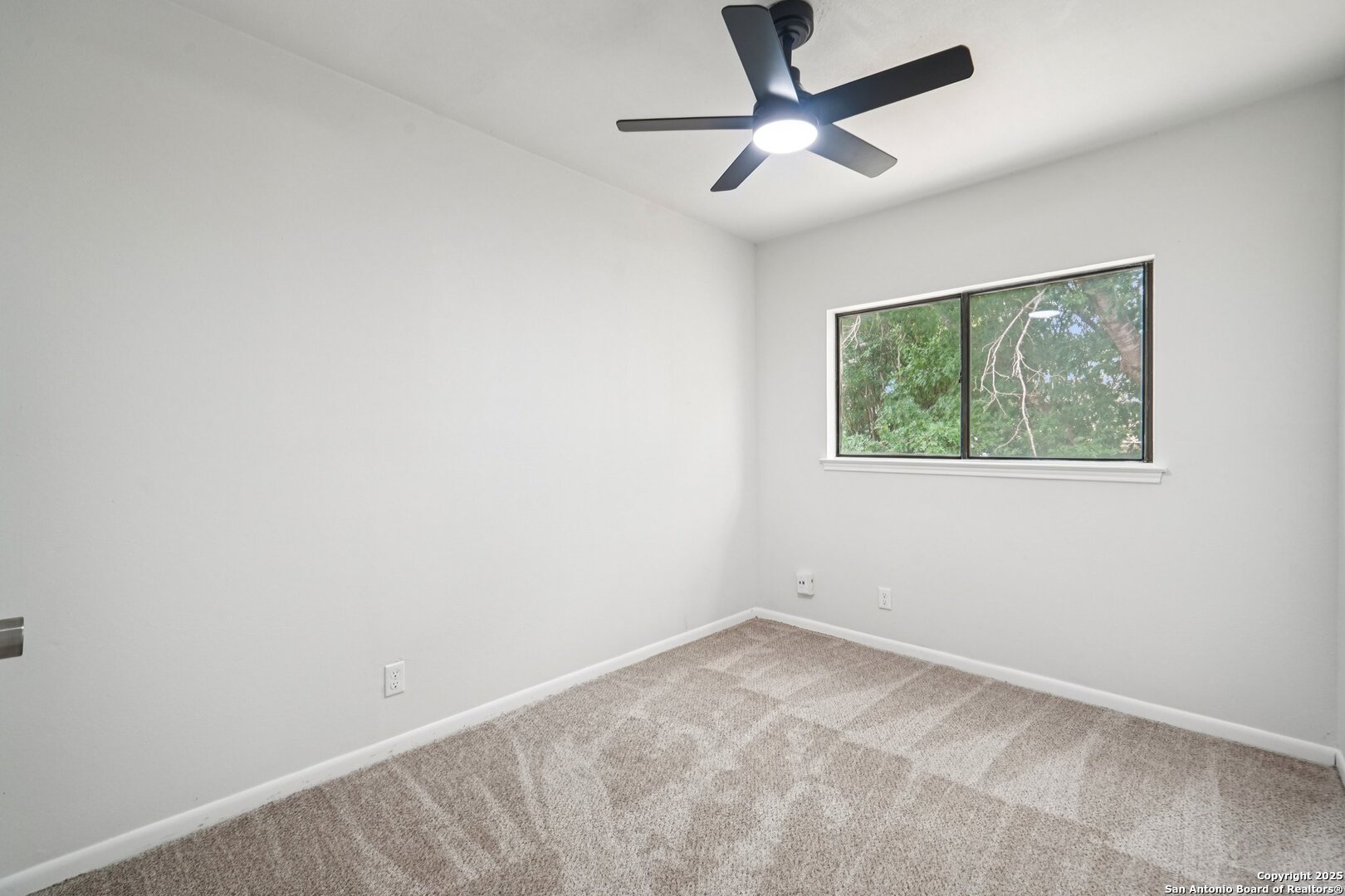 13038 Beacon Park