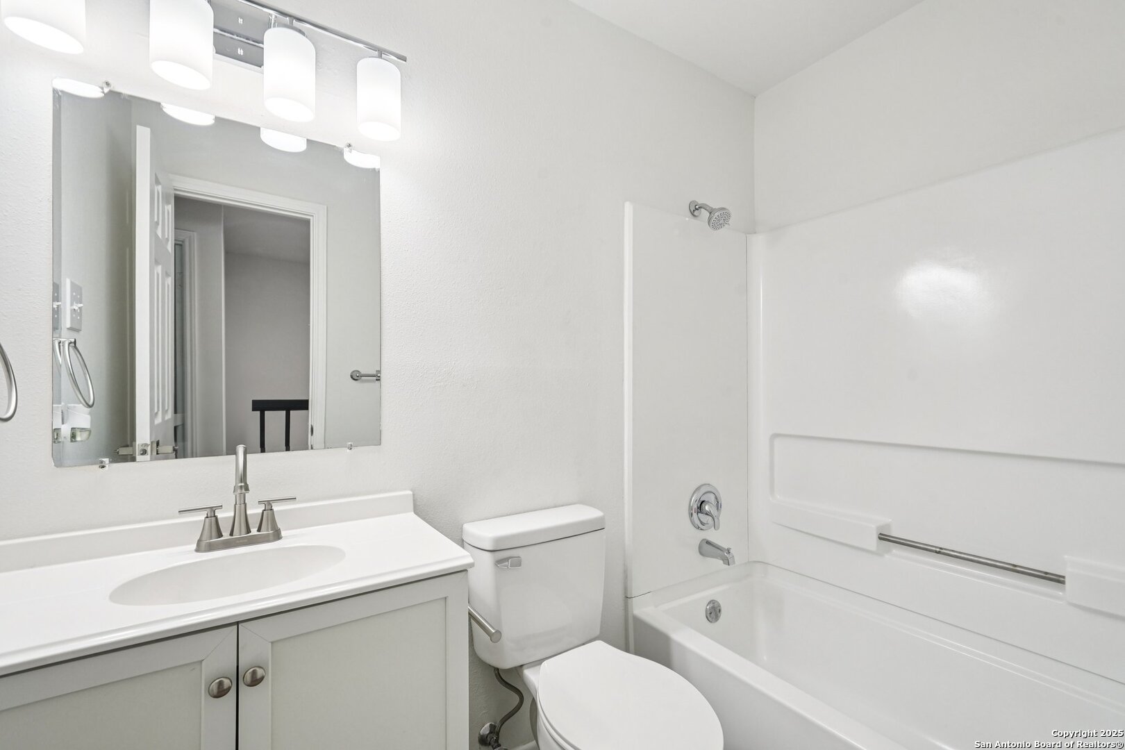 13038 Beacon Park