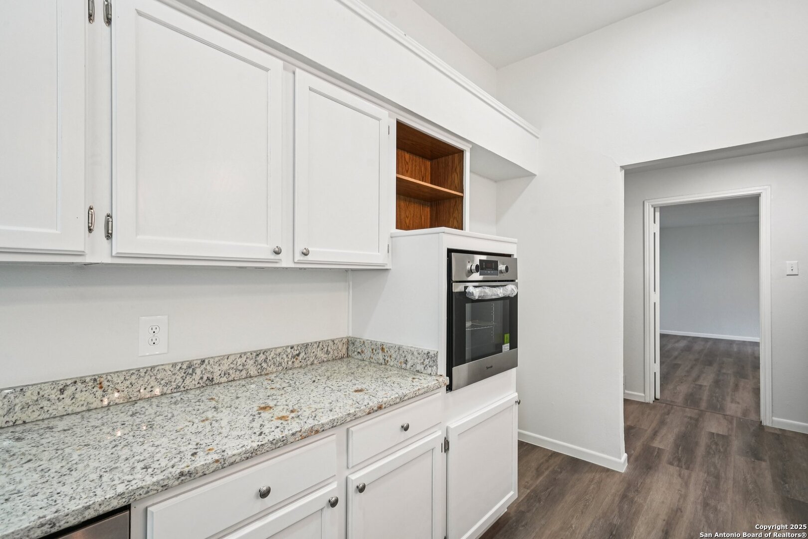13038 Beacon Park