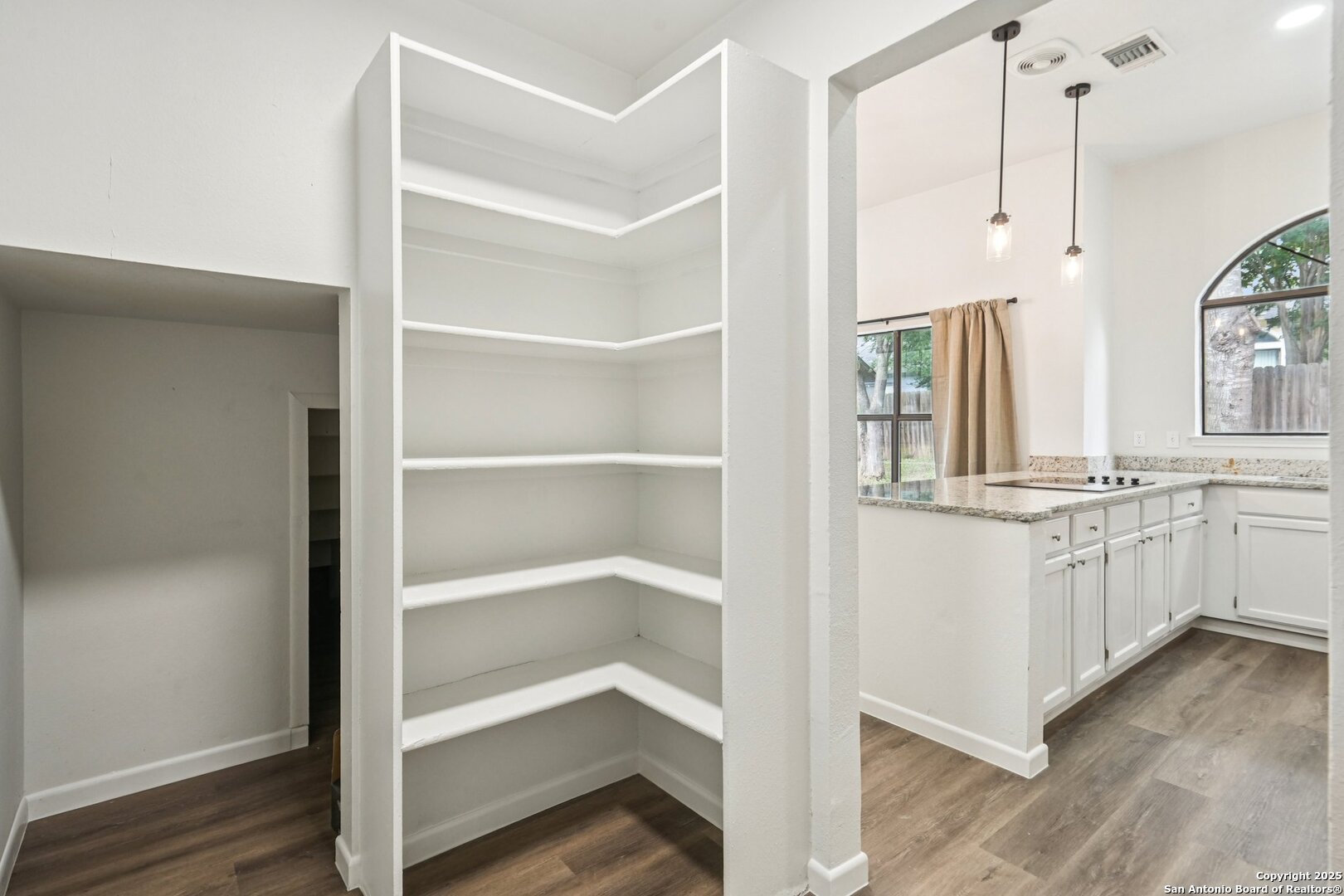 13038 Beacon Park