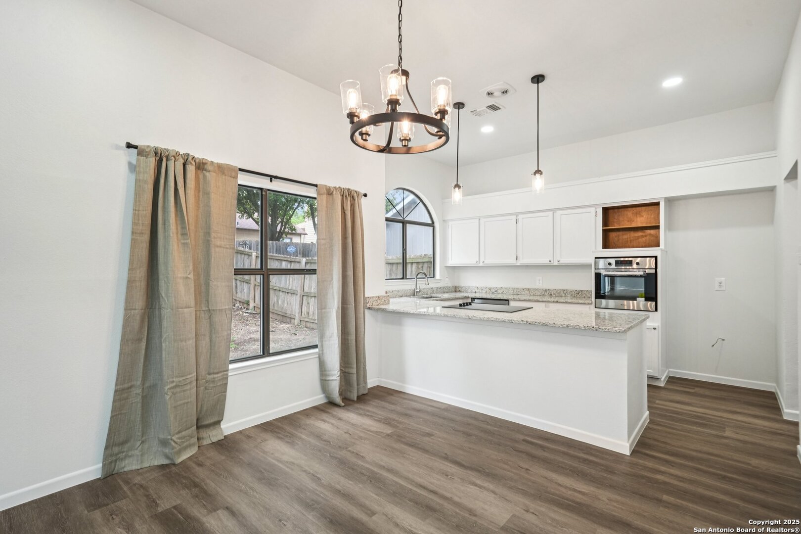 13038 Beacon Park