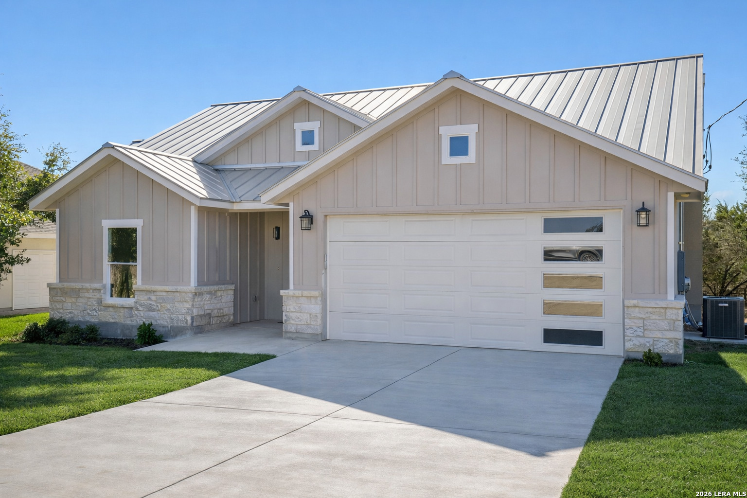 103 N John Bird