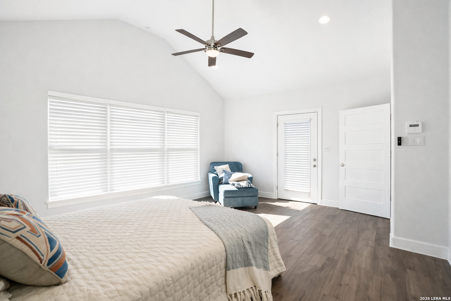 103 N John Bird