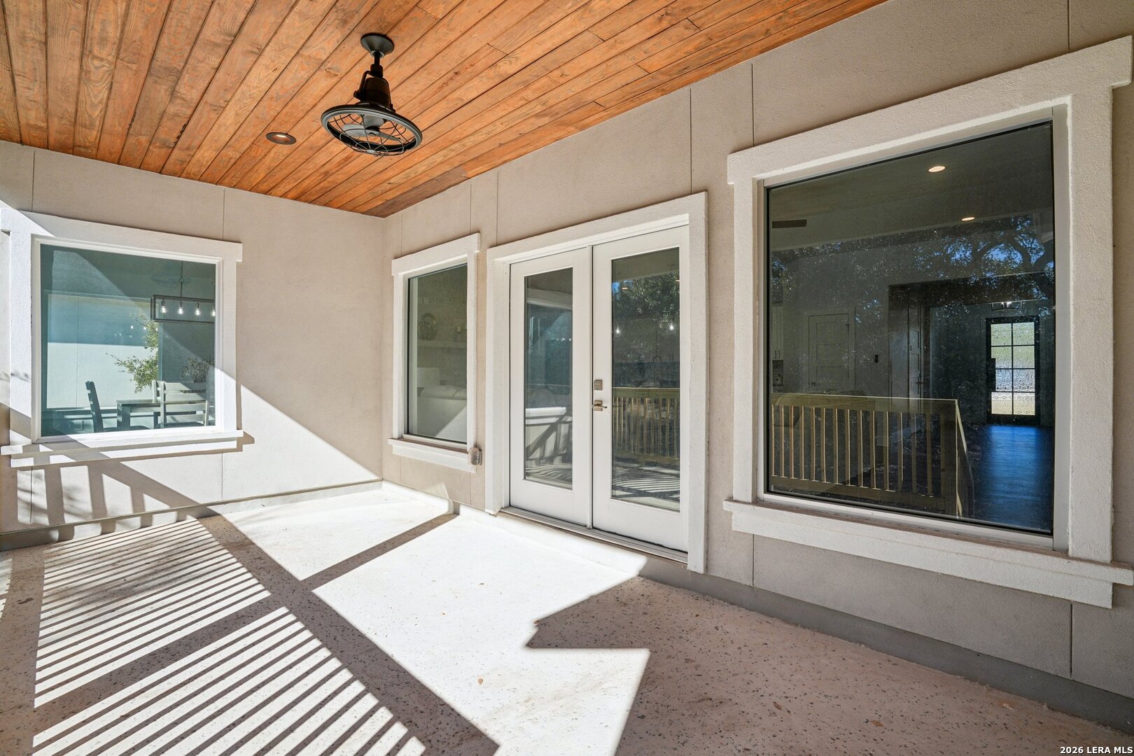 103 N John Bird