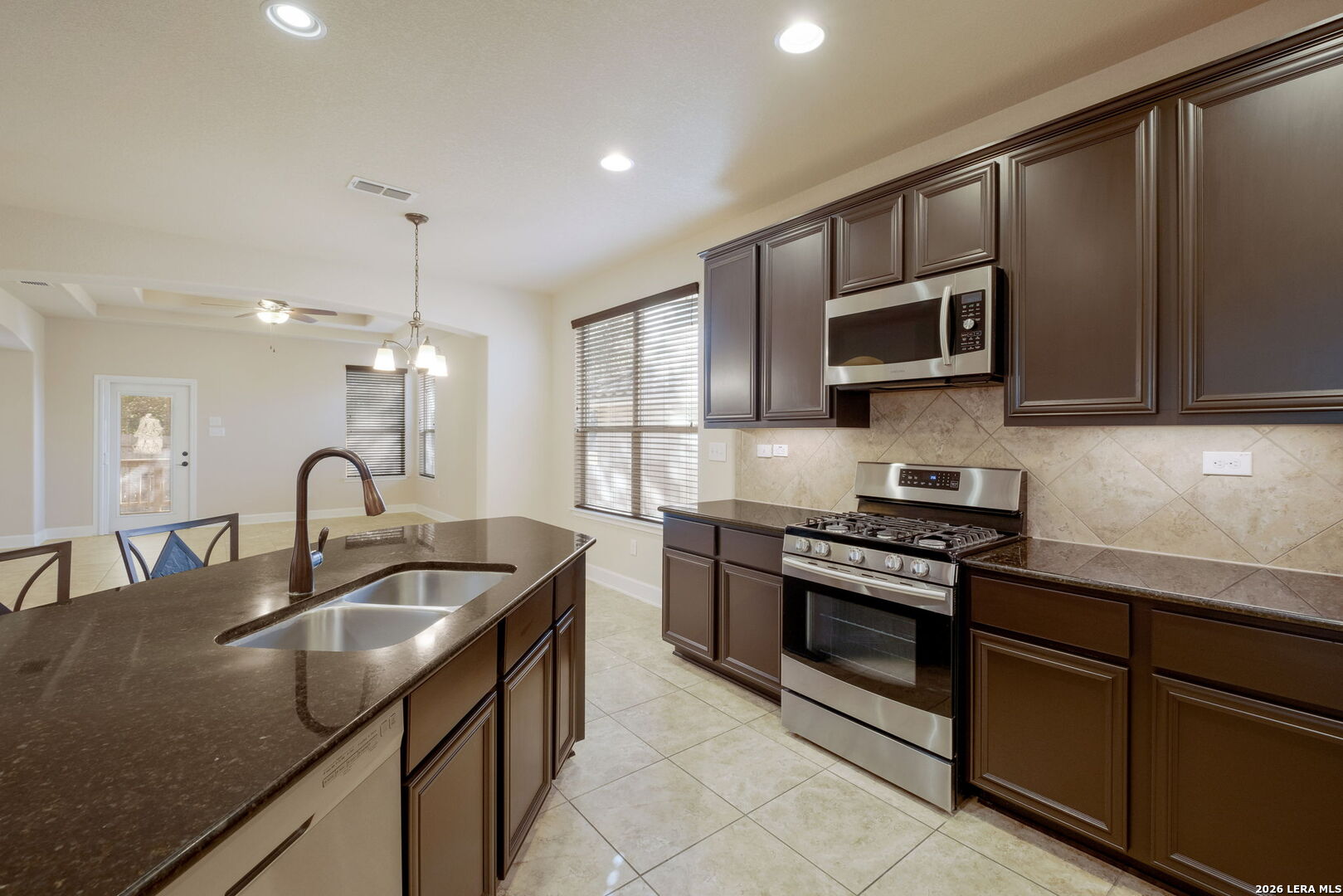 18219 Muir Glen