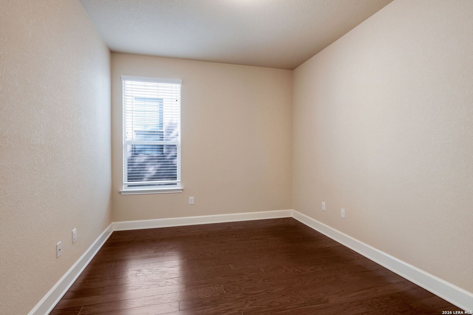18219 Muir Glen