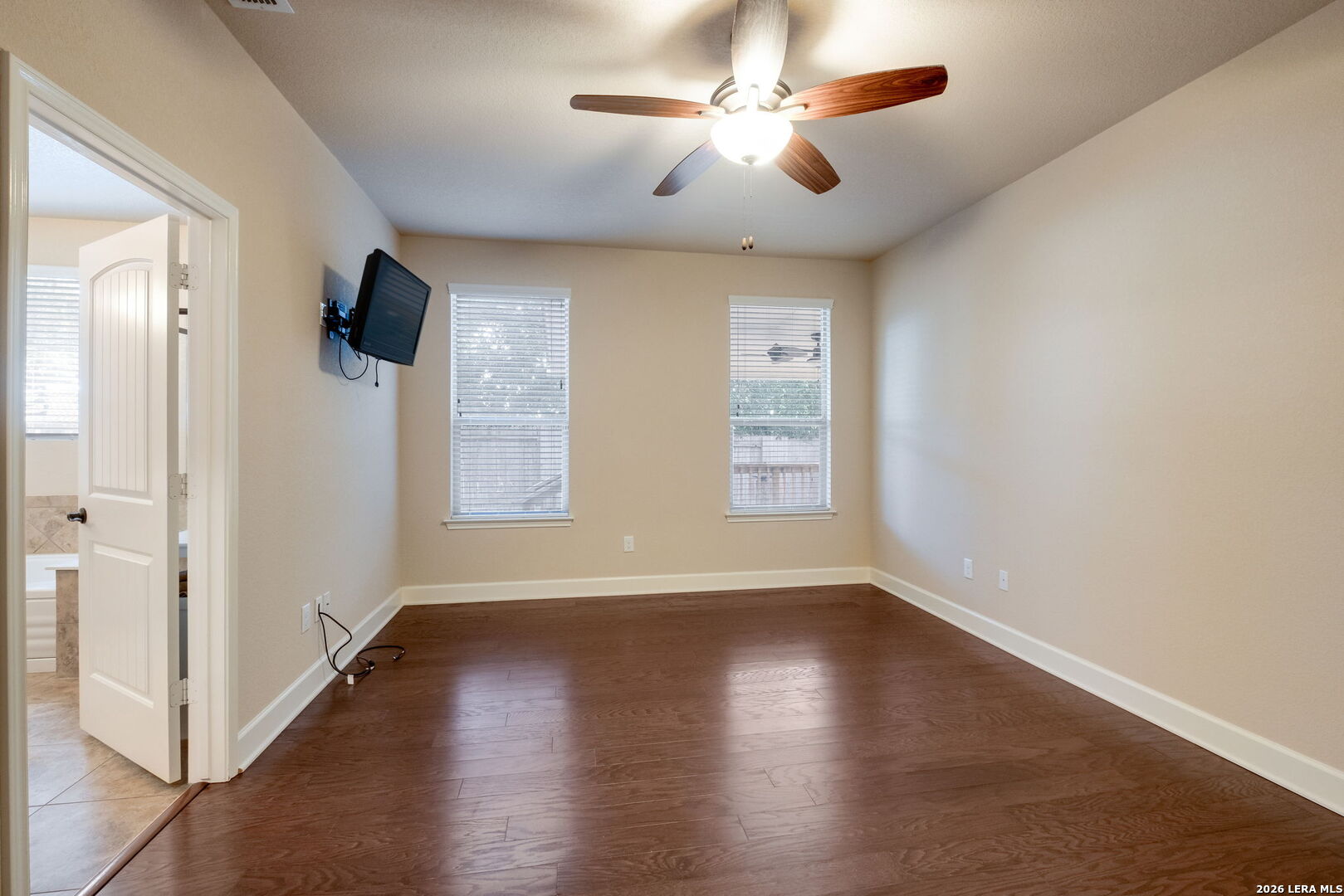 18219 Muir Glen