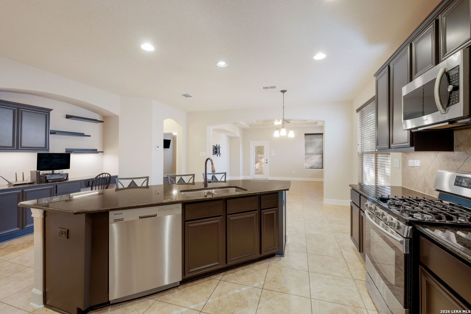 18219 Muir Glen