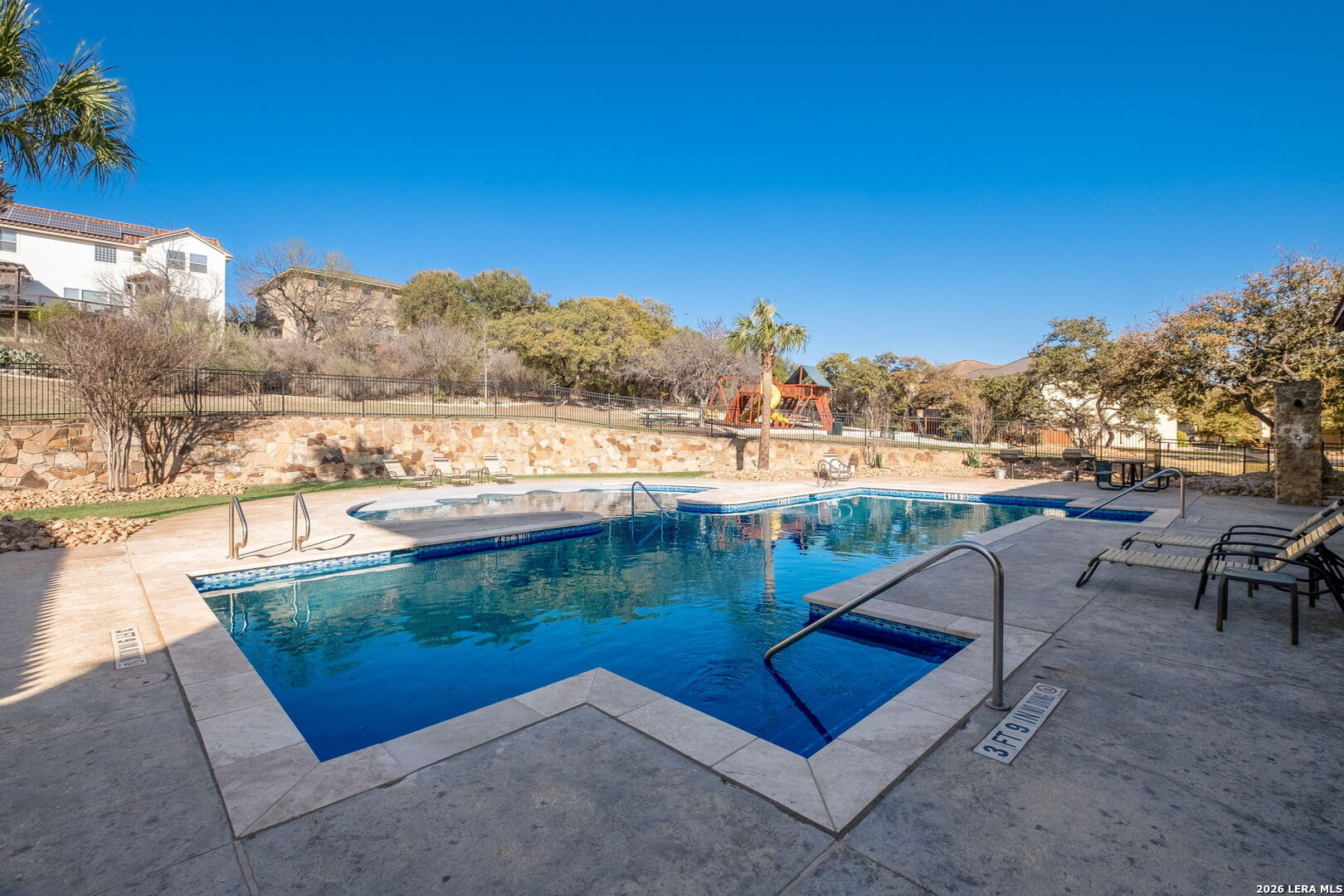 18219 Muir Glen