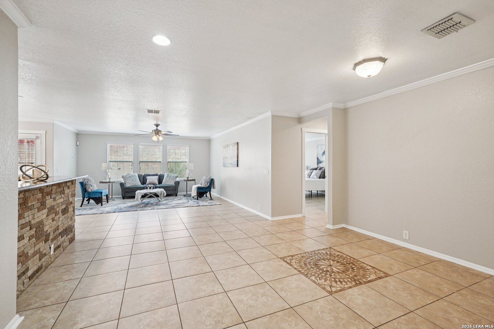 5408 COLUMBIA DR