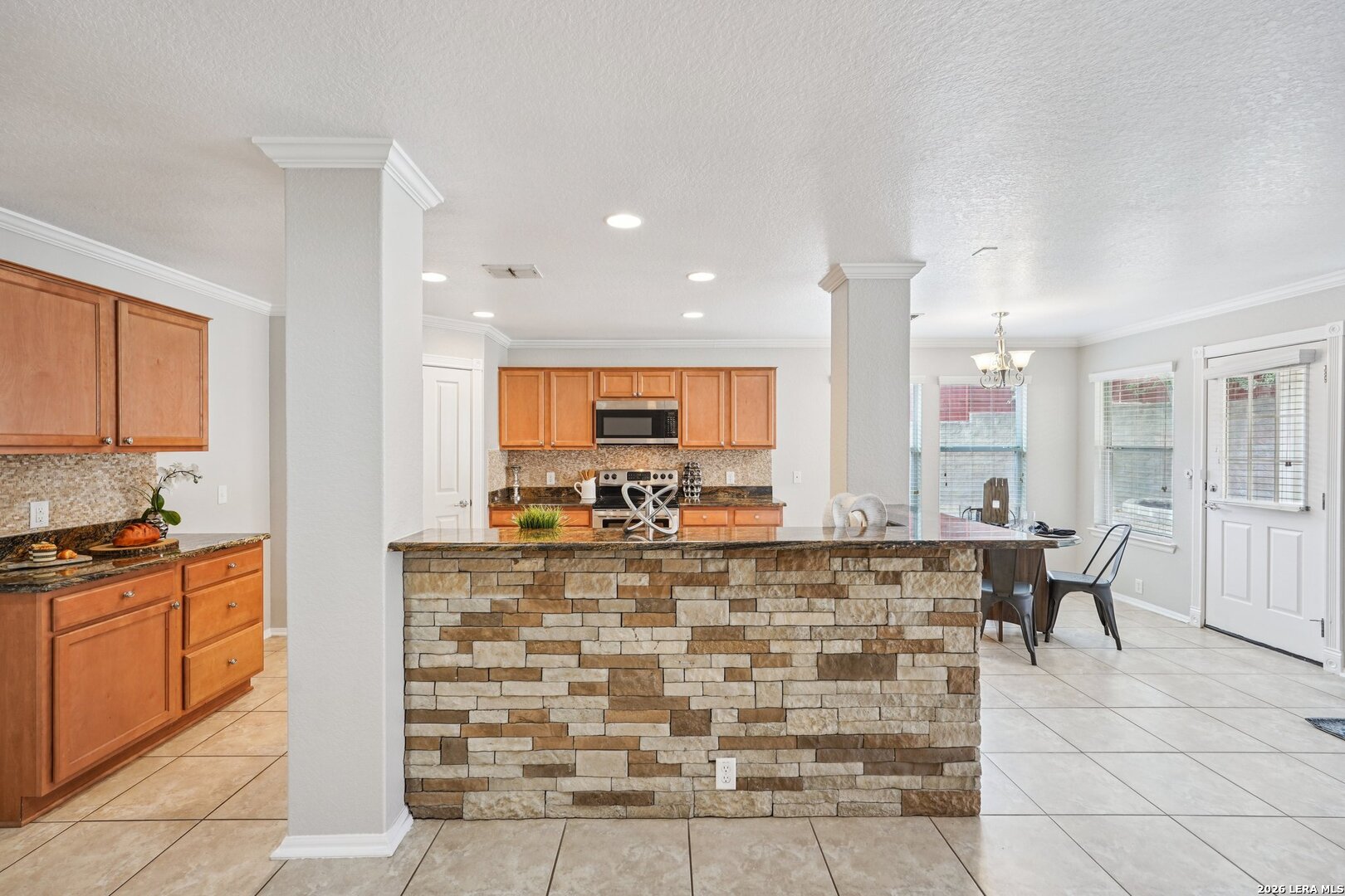 5408 COLUMBIA DR