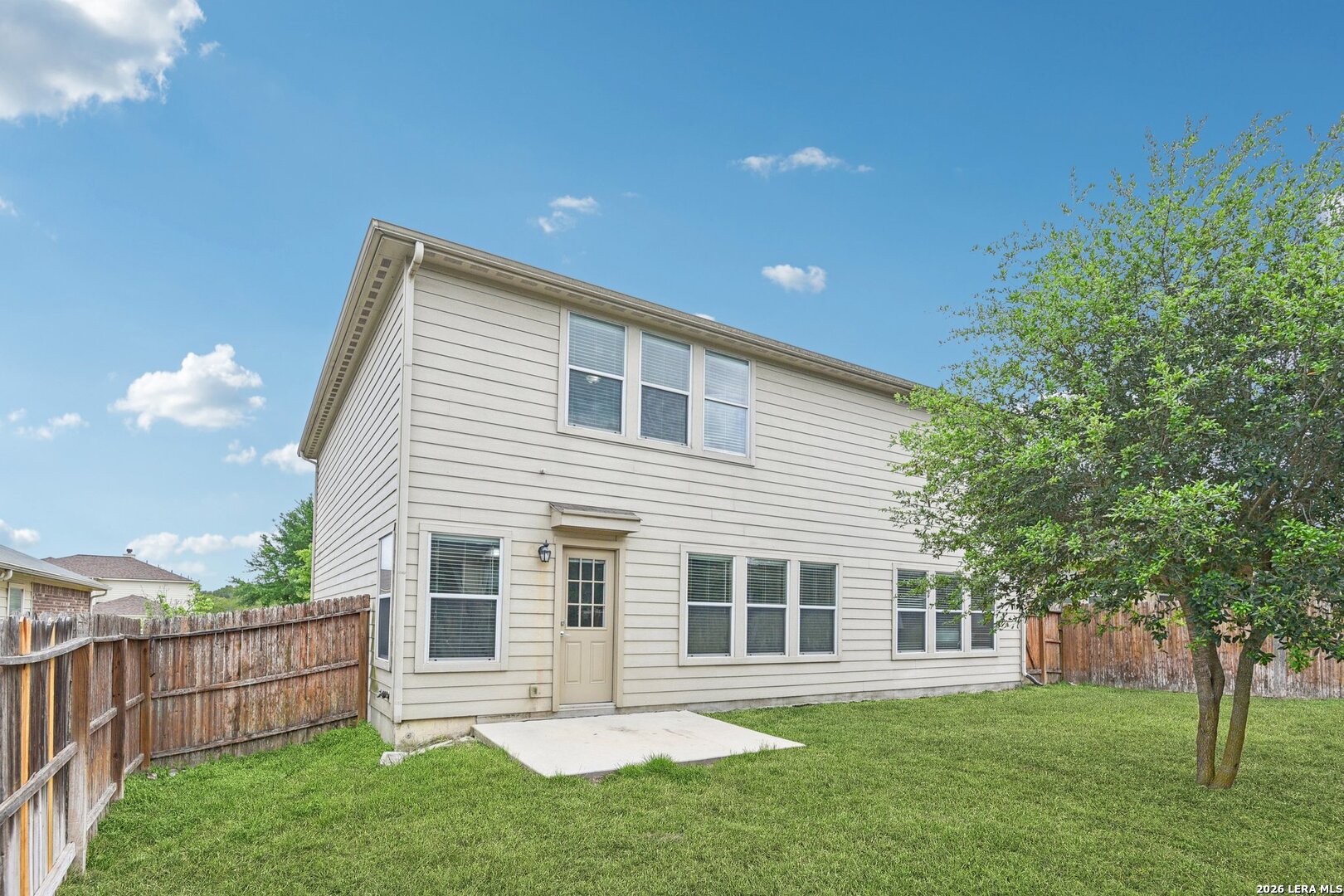 5508 COLUMBIA DR