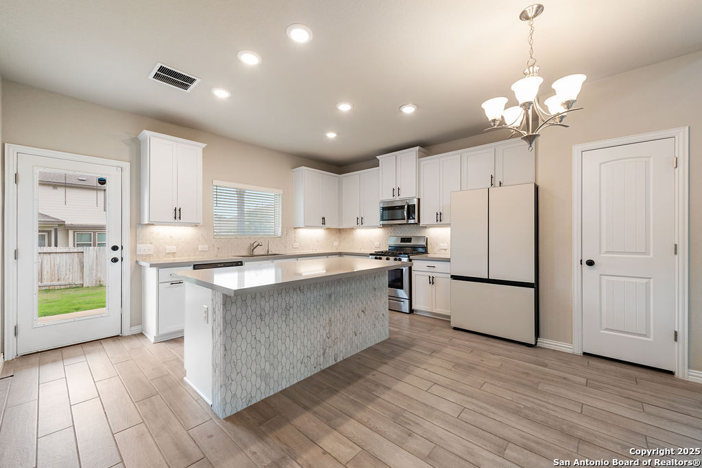 2058 EGRET AVE