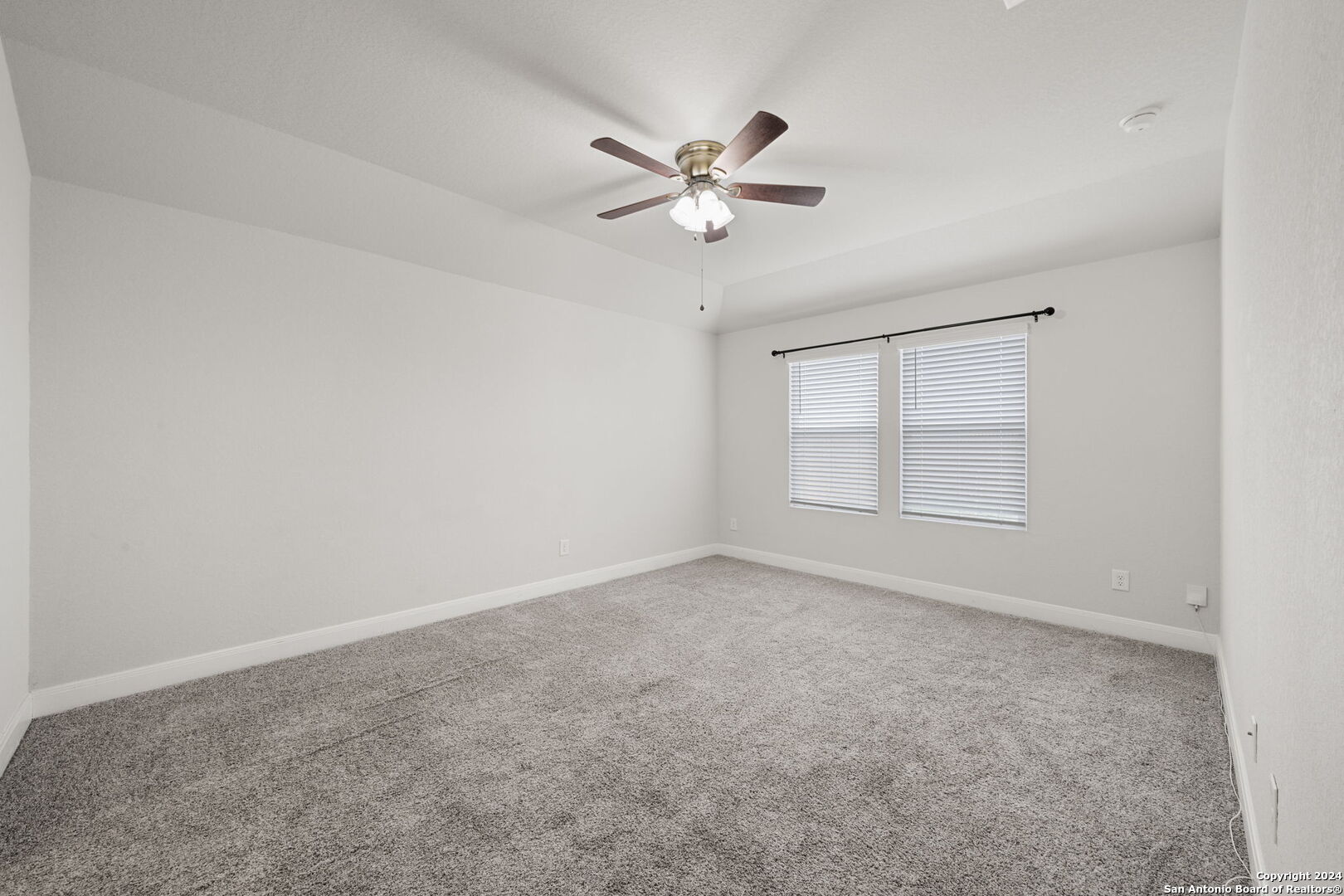 1080 AMBLE OAK