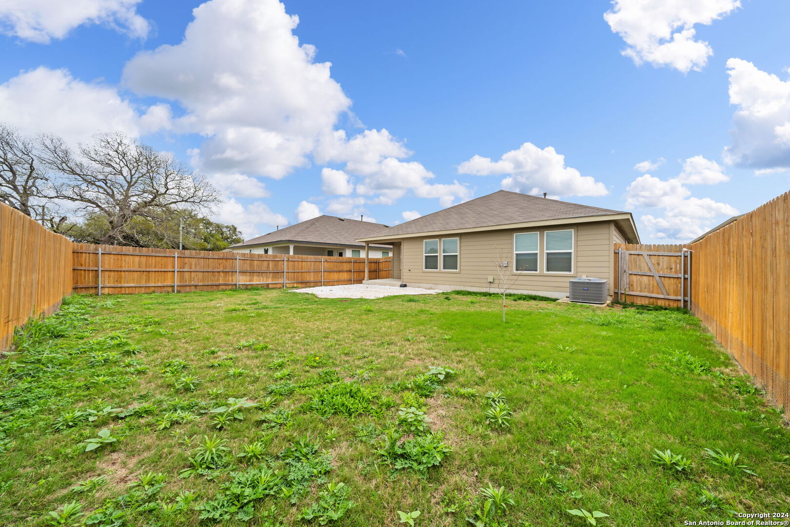 1080 AMBLE OAK