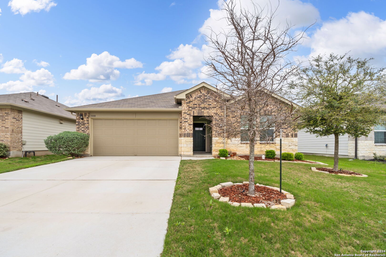 1080 AMBLE OAK