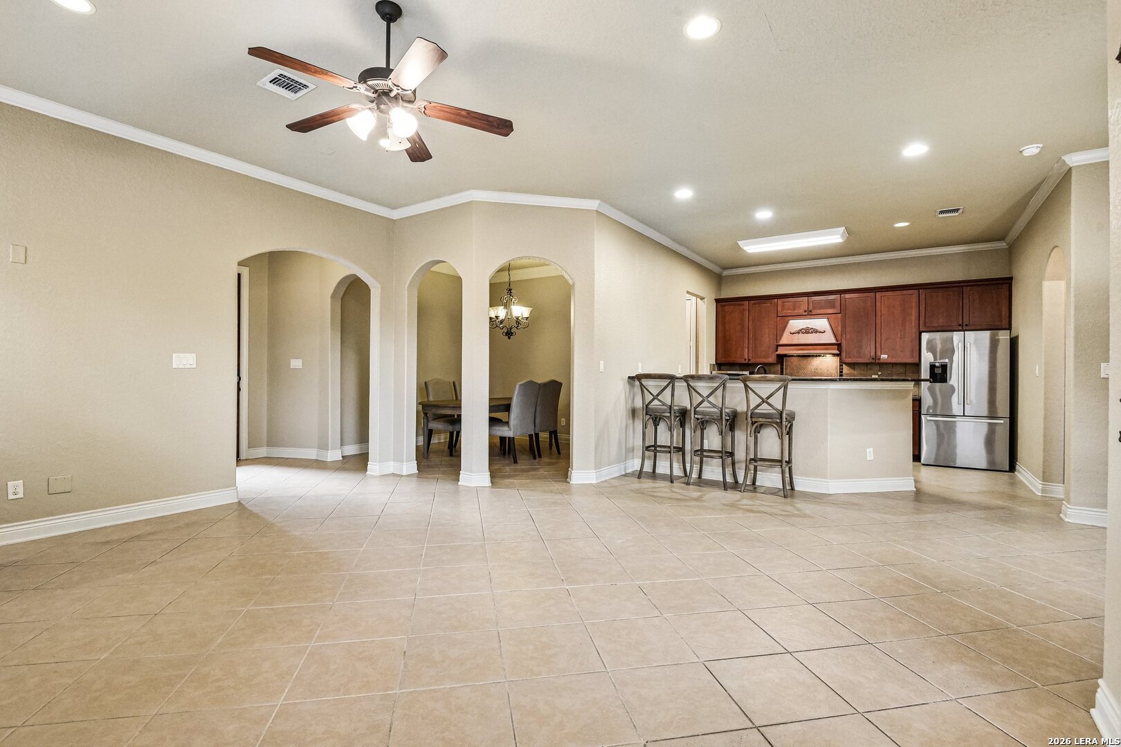 4911 Country Cove